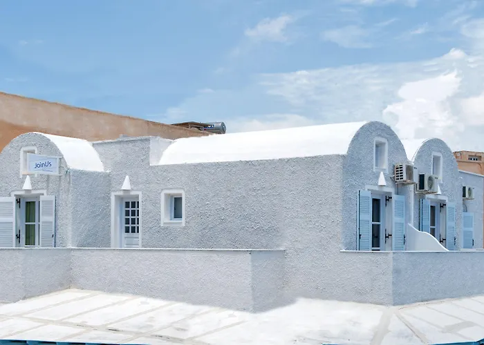 Join Us Cost 4* Kamari (Santorini)