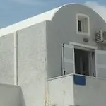 Join Us Cost 4* Kamari (Santorini)