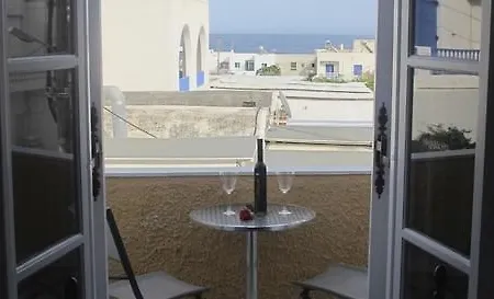 Join Us Cost Guest house Kamari (Santorini)