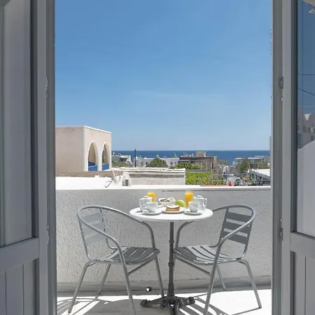 Join Us Cost Guest house Kamari (Santorini)