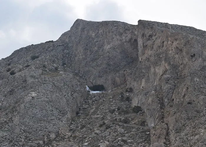 Join Us Cost Καμάρι